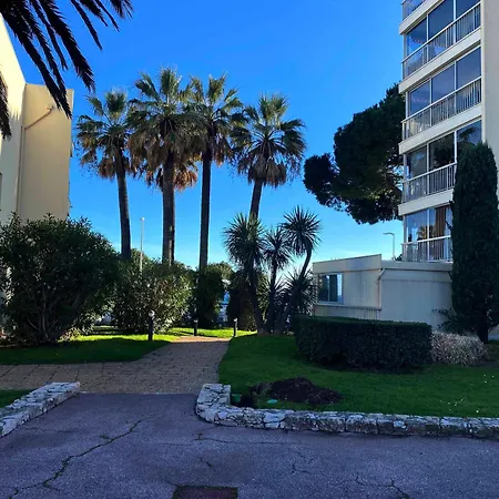 Apartment Face A La 4 Personnes Cannes